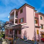 Apartments Lorena B